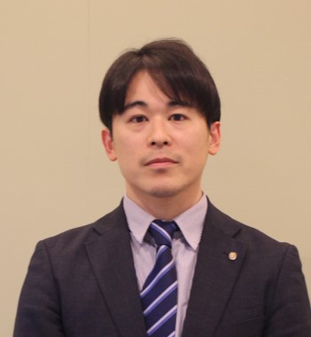 上田　彰記